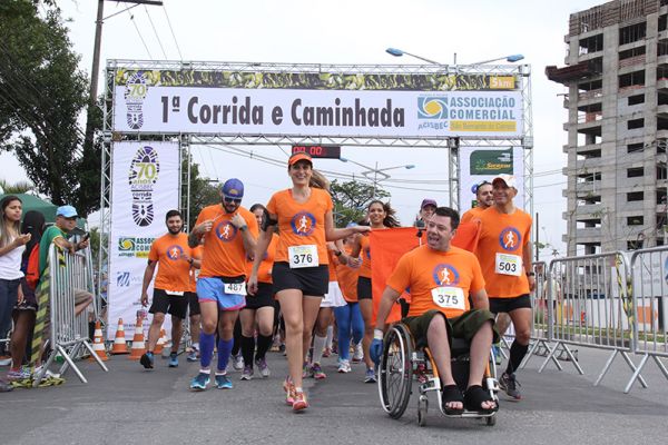 Primeira Corrida e Caminhada 70 anos ACISBEC